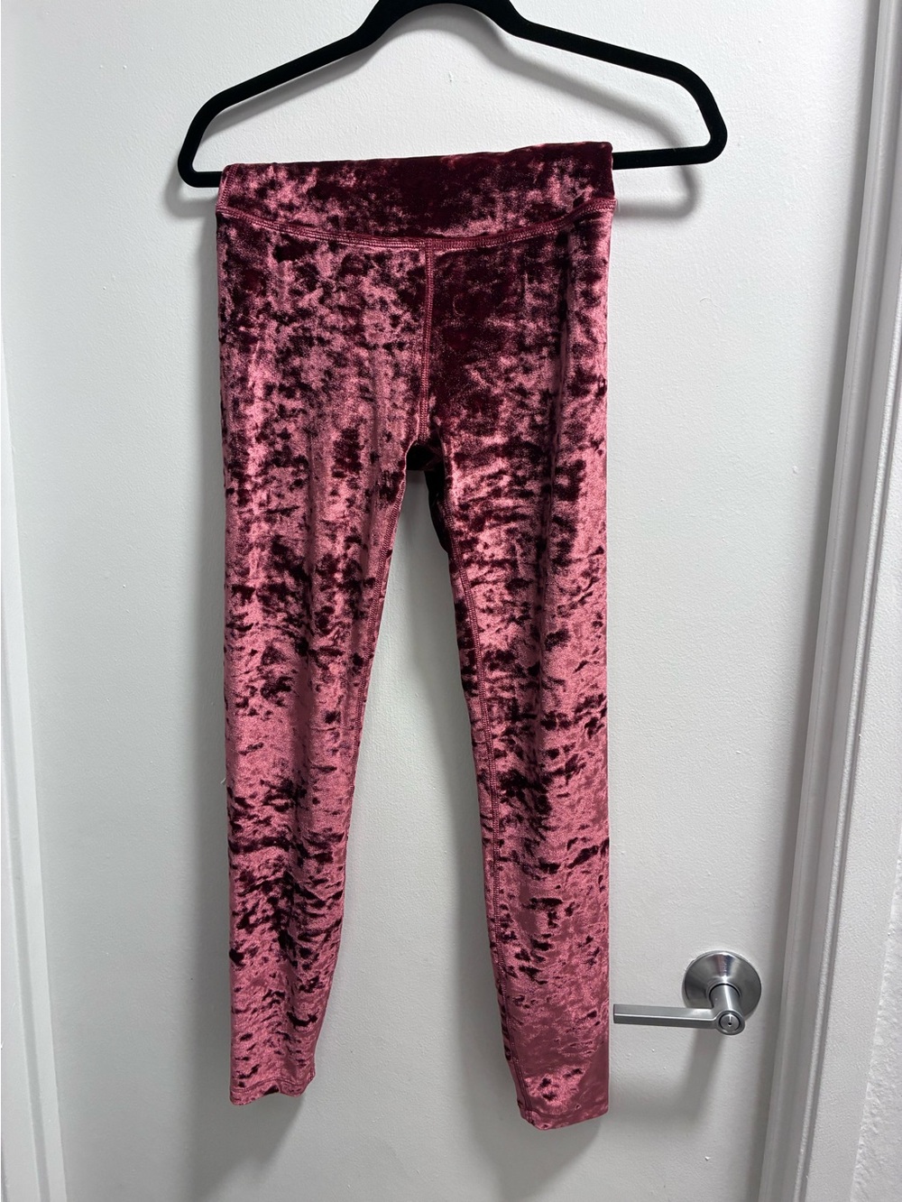 Beyond Yoga Crushed Velvet Leggings - Rose Wine